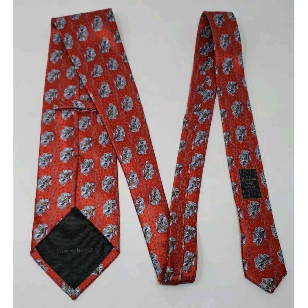 Ermenegildo Zegna Red Light Blue Floral Silk Tie Made in Italy Classic 3.5